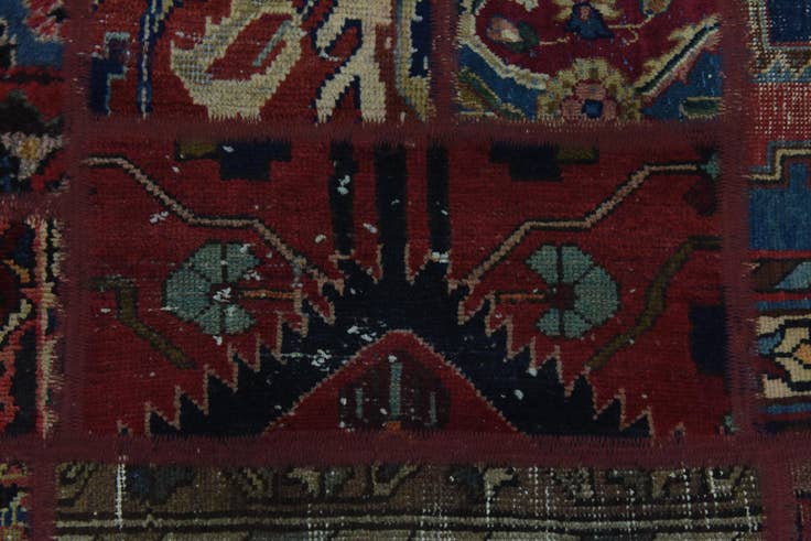 Detail image of 6' 4 x 9' 8 Hand Knotted Ultra Vintage Persian Wool Rug
