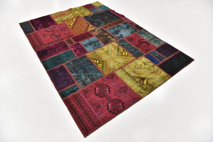 Detail image of 5' 6 x 7' 8 Hand Knotted Ultra Vintage Persian Wool Rug