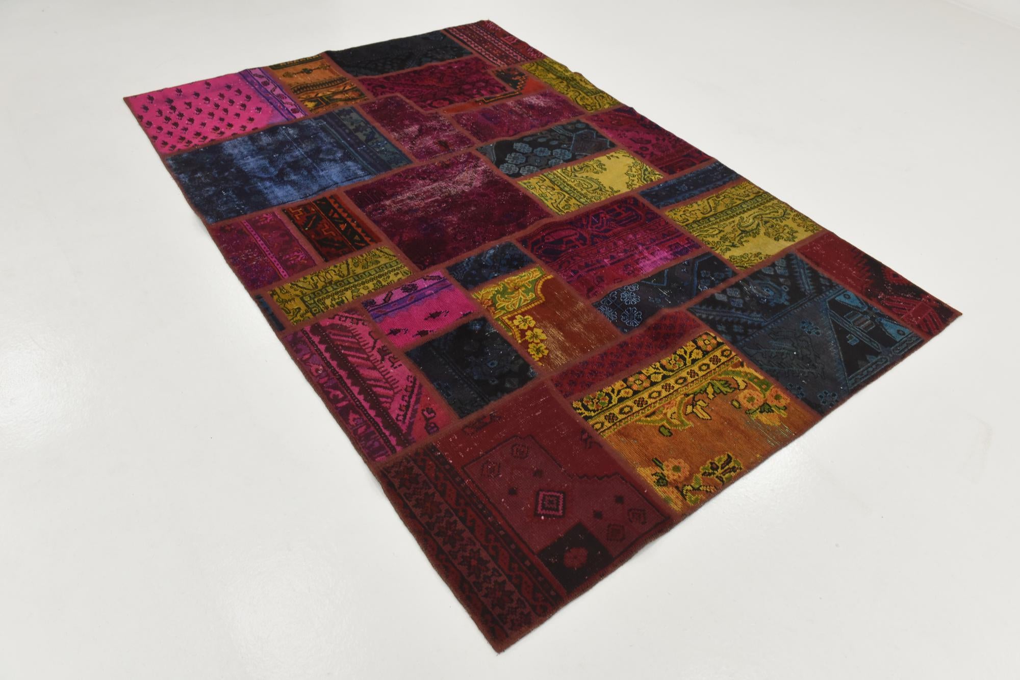 5' 5 x 7' 10 Hand Knotted Ultra Vintage Persian Wool Rug