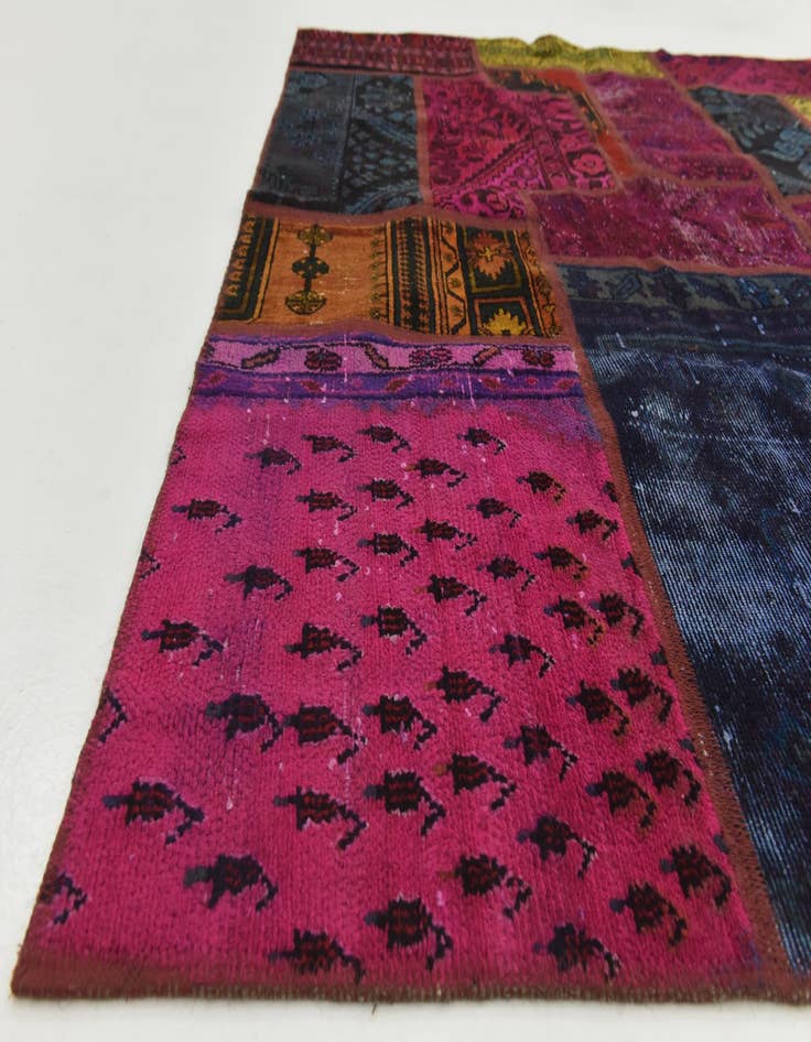 Detail image of 5' 5 x 7' 10  Hand Knotted Ultra Vintage Persian Wool Rug