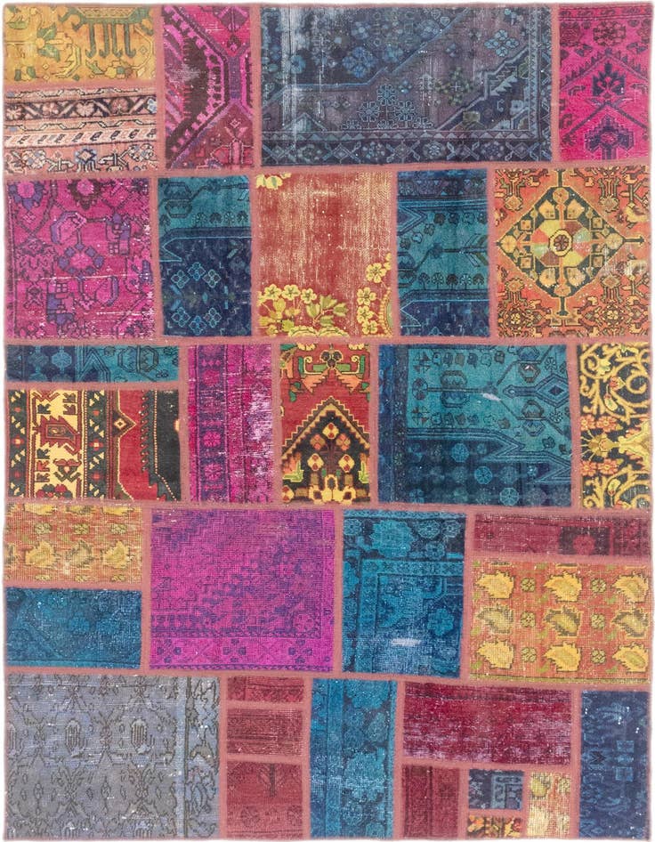 Detail image of 5' 6 x 7' 6 Hand Knotted Ultra Vintage Persian Wool Rug