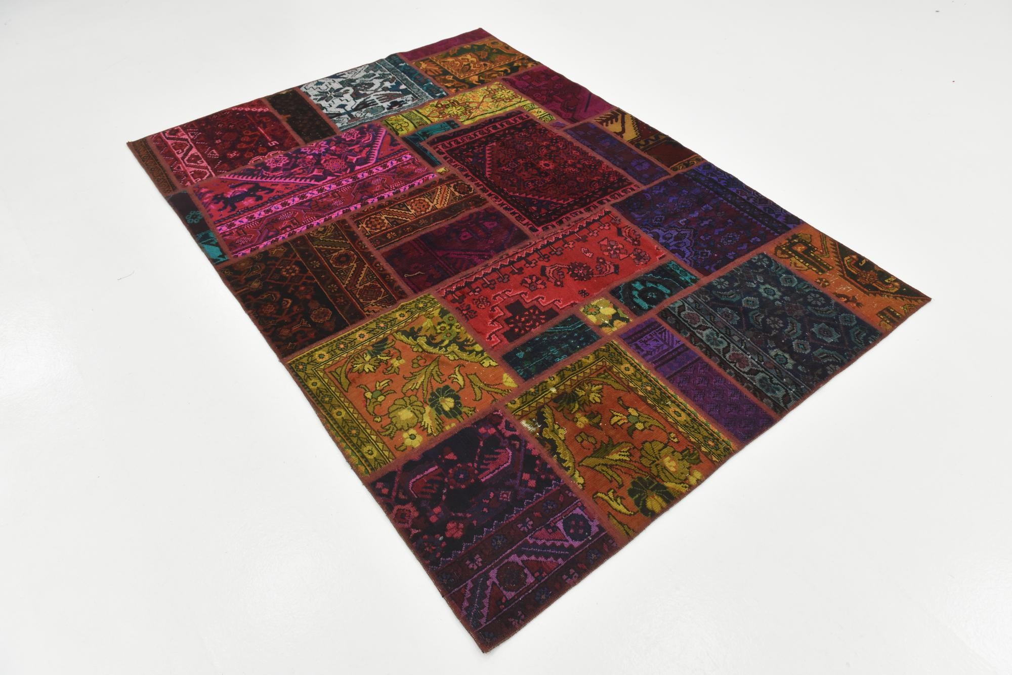 5' 6 x 7' 7 Hand Knotted Ultra Vintage Persian Wool Rug
