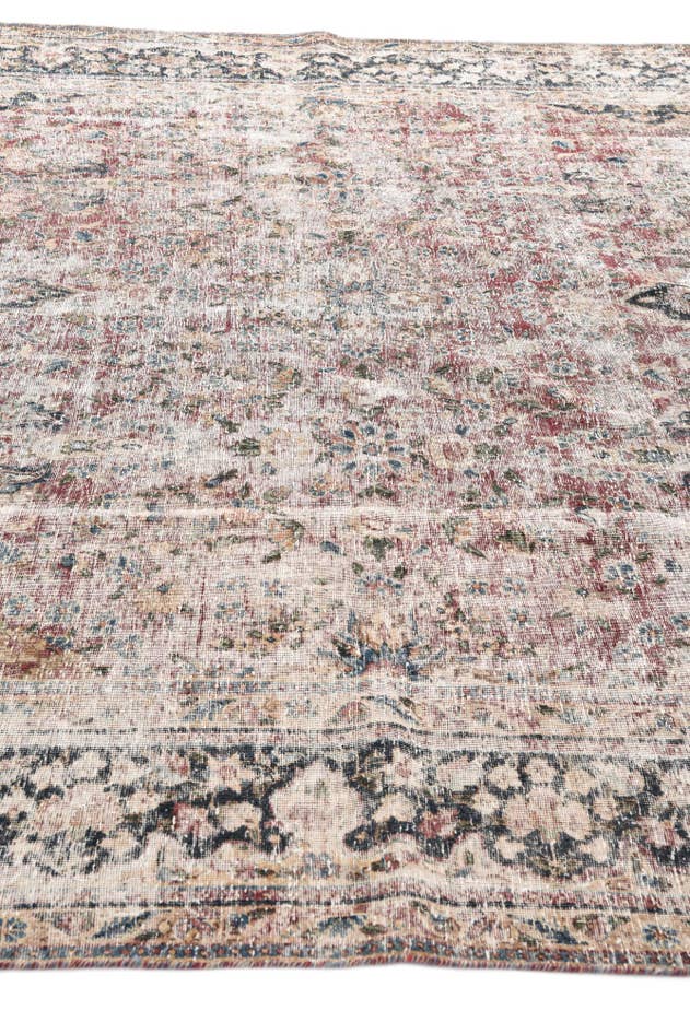 Detail image of 9' 3 x 12' 7 Hand Knotted Ultra Vintage Persian Wool Rug
