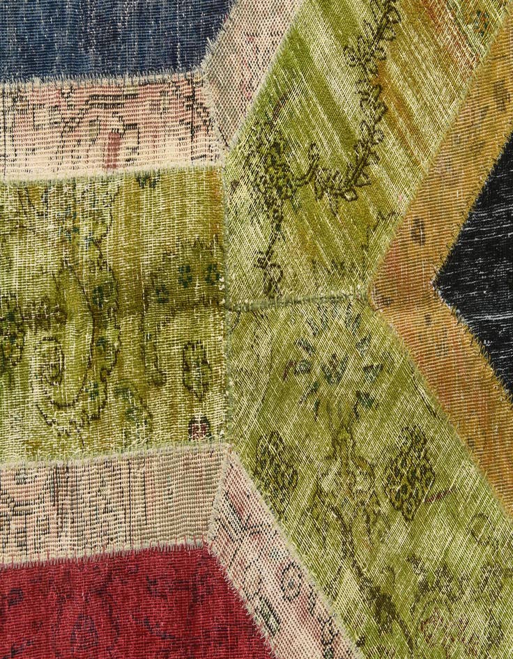 Detail image of 4' 8 x 6' 7  Hand Knotted Ultra Vintage Persian Wool Rug