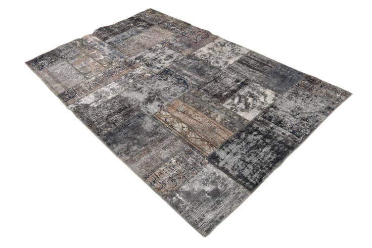 Detail image of 4' 7 x 6' 3 Hand Knotted Ultra Vintage Persian Wool Rug