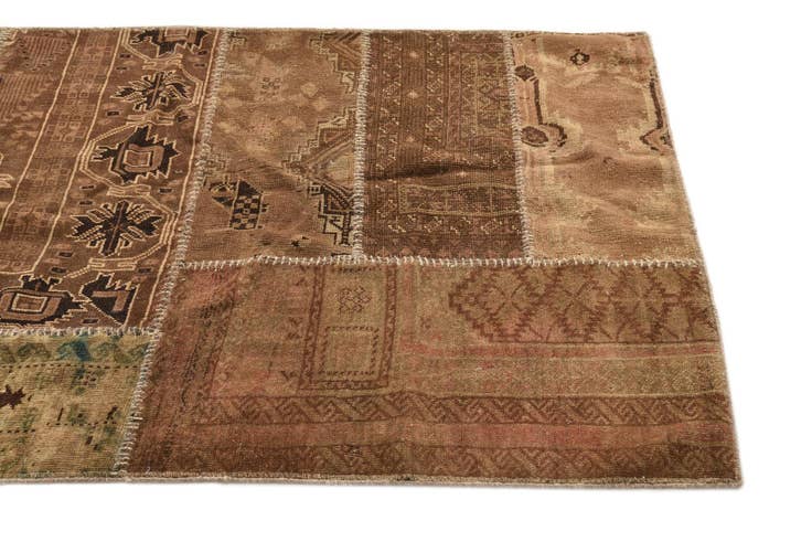 Detail image of 3' 3 x 5' 3 Hand Knotted Ultra Vintage Persian Wool Rug