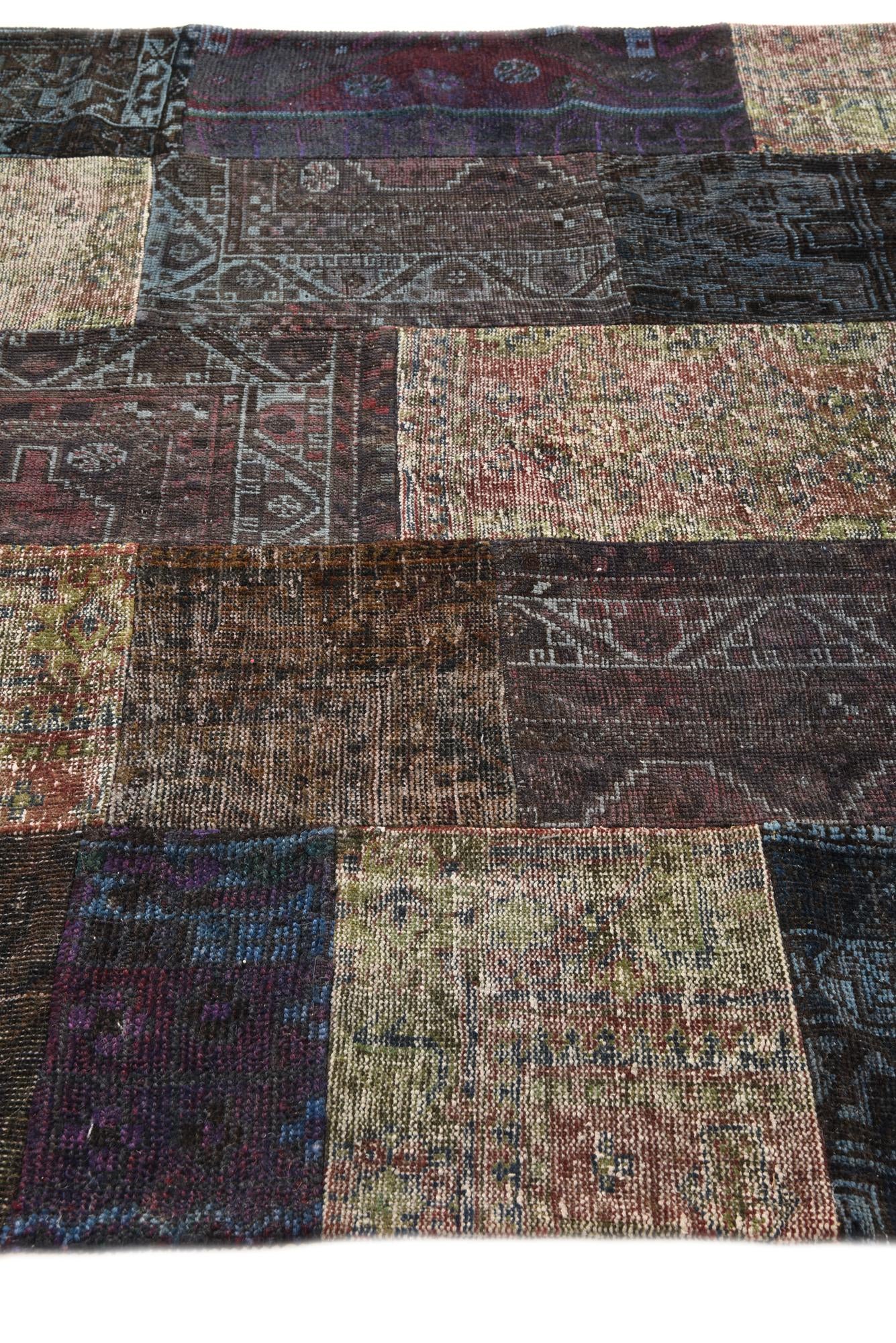 5' 5 x 6' 7 Hand Knotted Ultra Vintage Persian Wool Rug