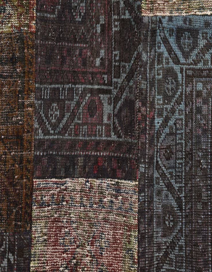 Detail image of 5' 5 x 6' 7  Hand Knotted Ultra Vintage Persian Wool Rug