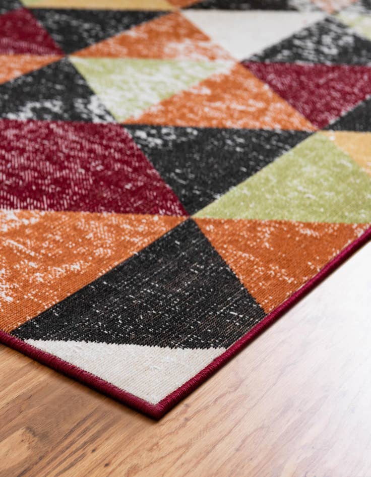 Detail image of 7' 10 x 10' Valencia Rug