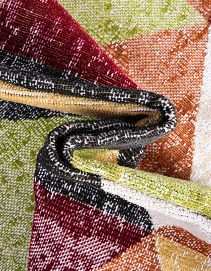 Detail image of 7' 10 x 10' Valencia Rug