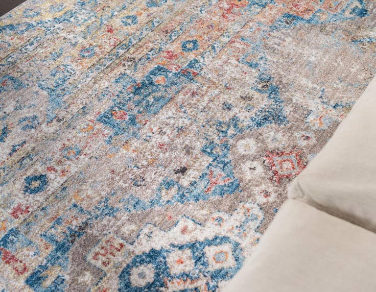 Detail image of 8' x 10' Vega Rug
