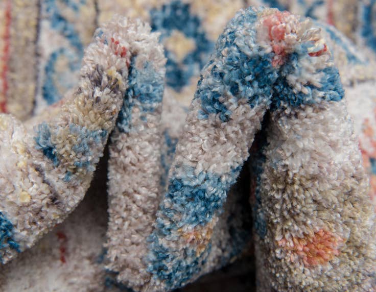 Detail image of 8' x 10' Vega Rug