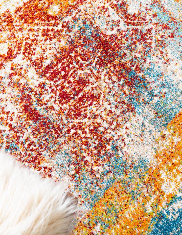 Detail image of 2' x 3' Veneto Rug