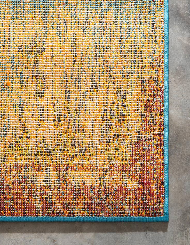 Detail image of 5' x 8' Venice Rug