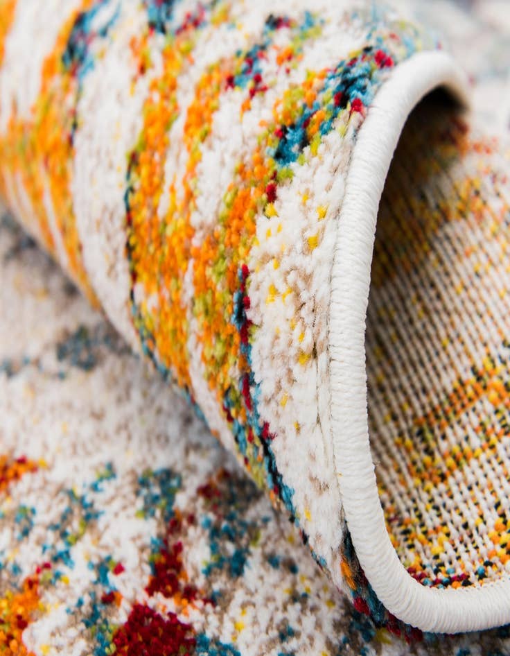 Detail image of 8' x 10' Venice Rug