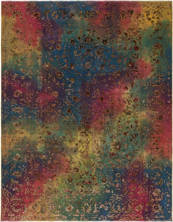 Detail image of 6' 4 x 9' 5 Vintage Royal Wool Rug