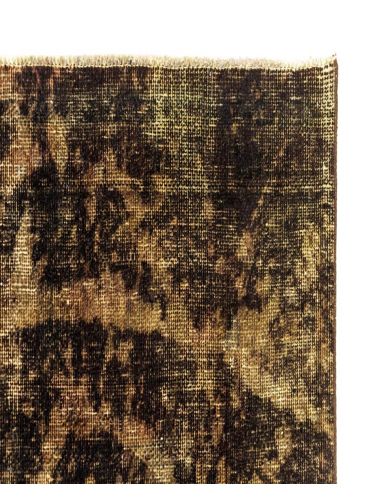 Detail image of 5' 9 x 9' 5 Vintage Royal Wool Rug