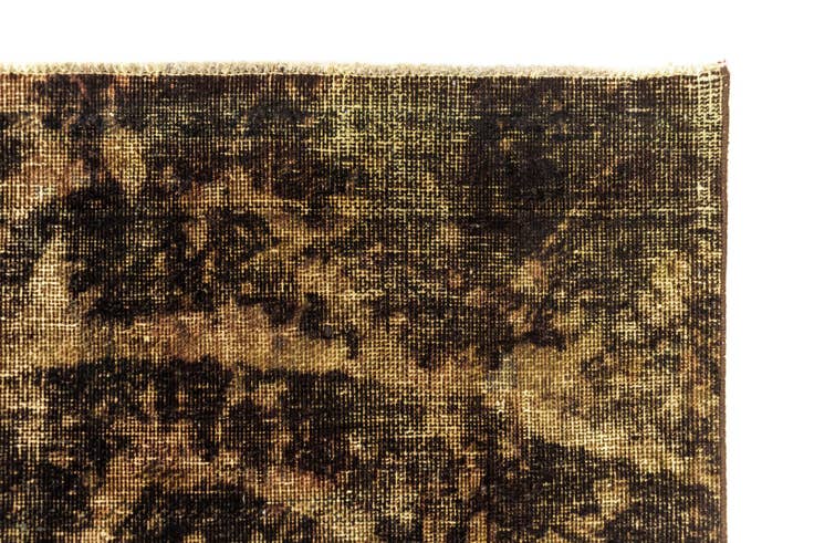 Detail image of 5' 9 x 9' 5 Vintage Royal Wool Rug