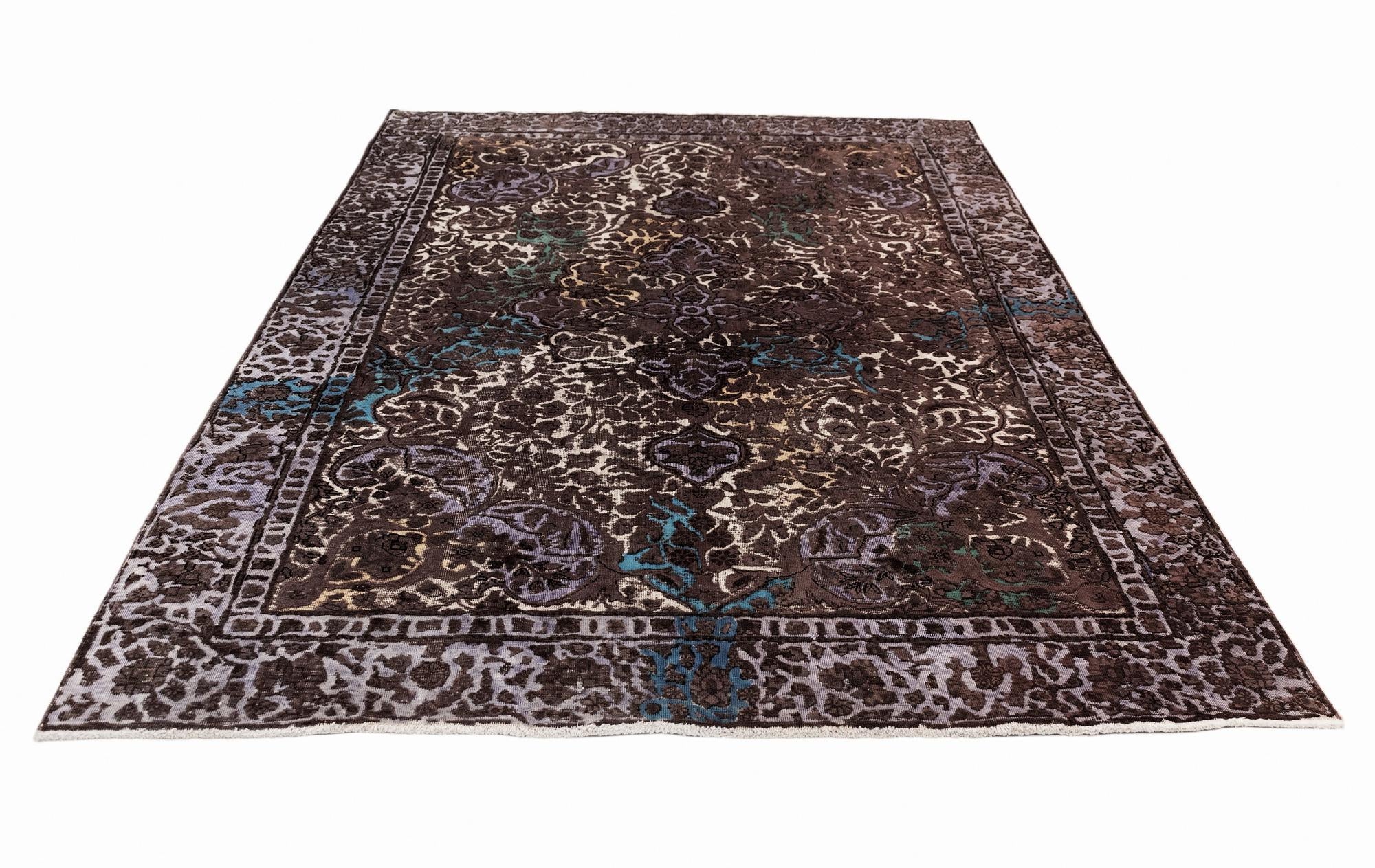 6' 3 x 9' 7 Vintage Royal Wool Rug