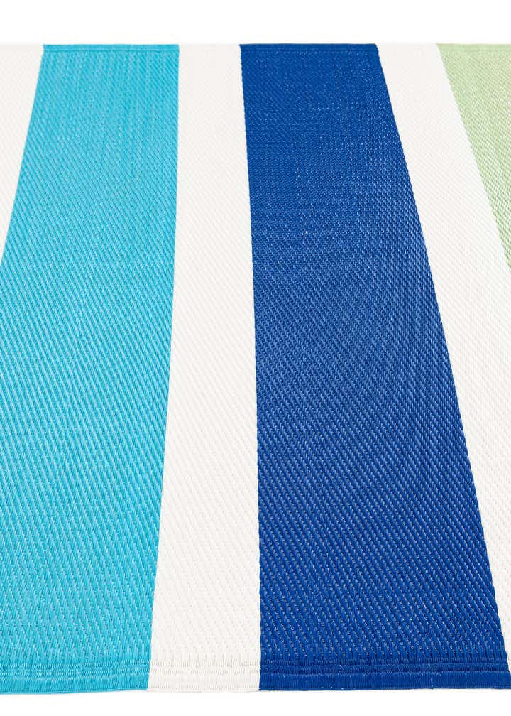 4' x 6' Easy-Clean Vista Breeze Indoor / Outdoor Rug