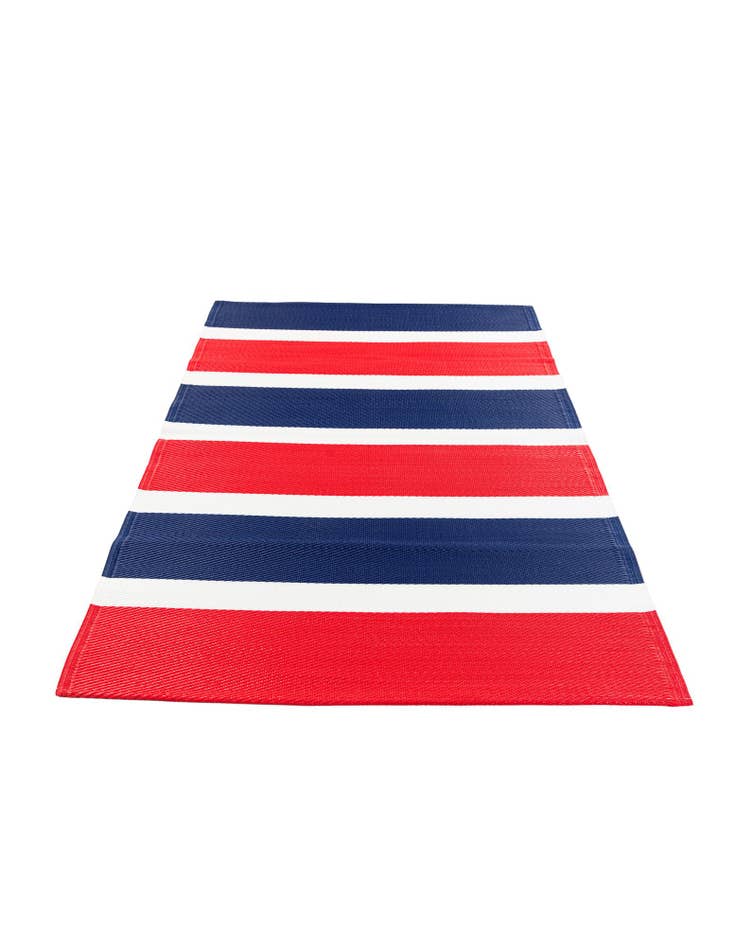 Detail image of 4' x 6' Easy-Clean Vista Breeze Indoor / Outdoor Rug