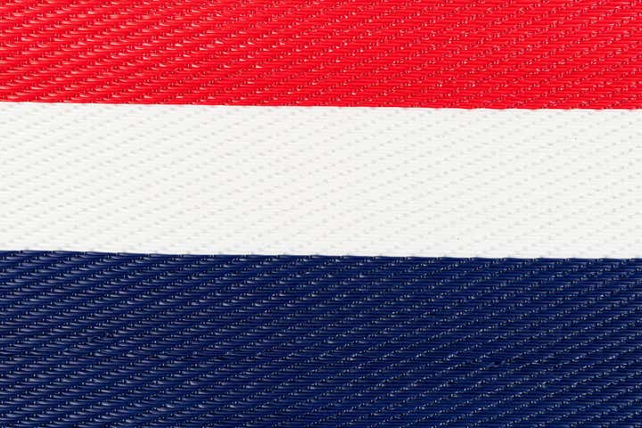 4' x 6' Easy-Clean Vista Breeze Indoor / Outdoor Rug