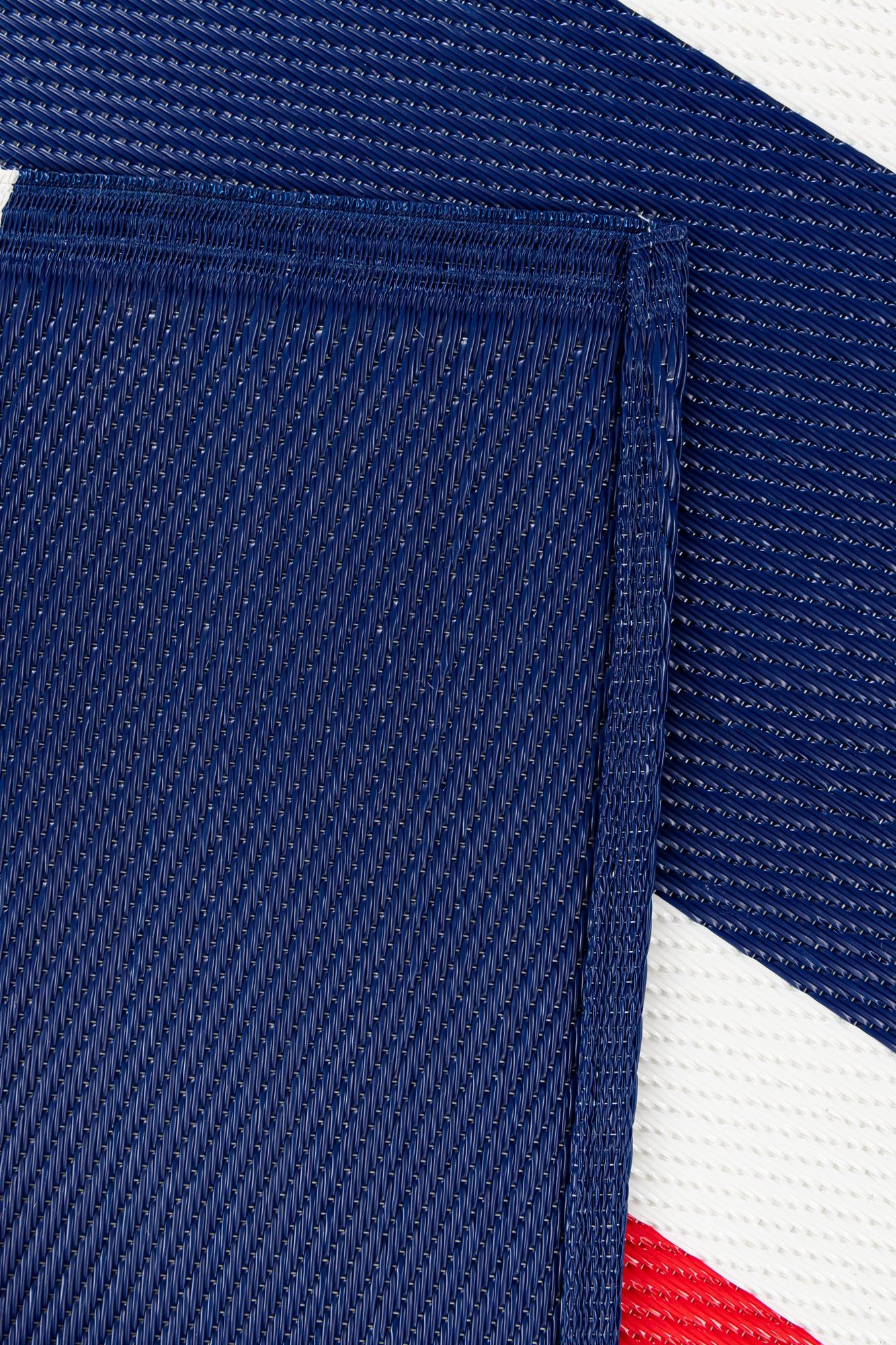 4' x 6' Easy-Clean Vista Breeze Indoor / Outdoor Rug