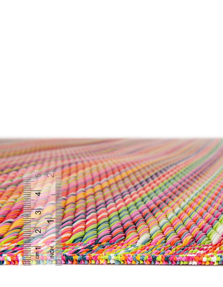 Detail image of 4' x 6'  Washable Vista Breeze Indoor / Outdoor Rug