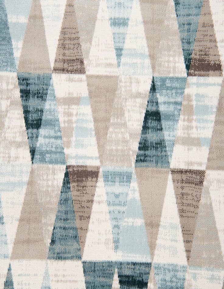 Detail image of 5' x 7' 6 Vivid Rug