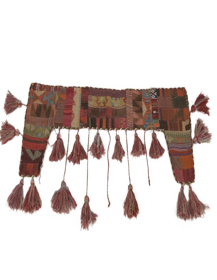 Detail image of 1' 9 x 4' 4  Hand Woven Wall Art Wool Rug