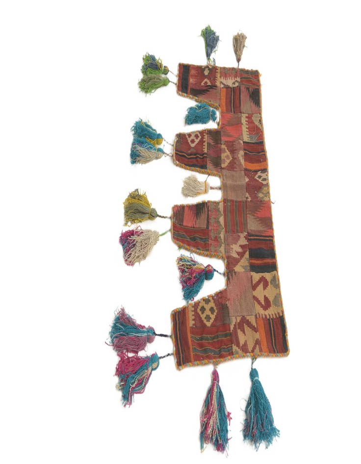 Detail image of 1' 8 x 4' Hand Woven Wall Art Wool Rug