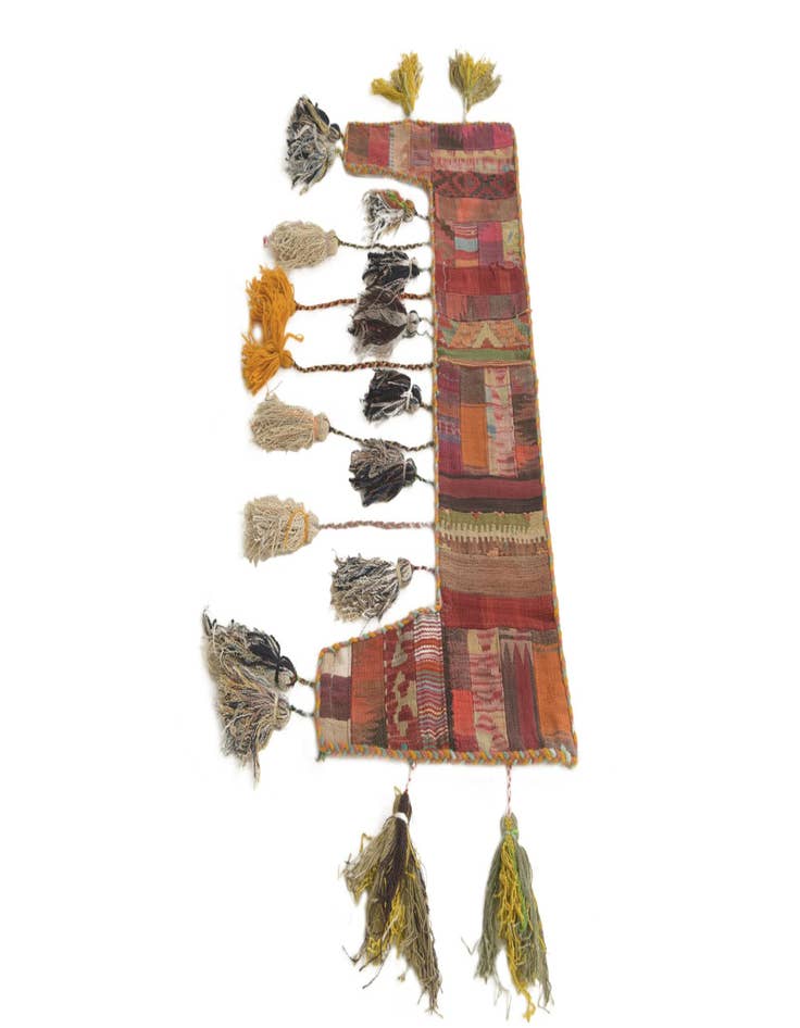 Detail image of 1' 8 x 4' 3  Hand Woven Wall Art Wool Rug