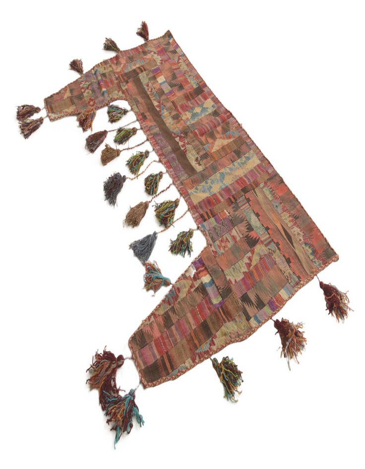 Detail image of 4' 2 x 6' 9  Hand Woven Wall Art Wool Rug