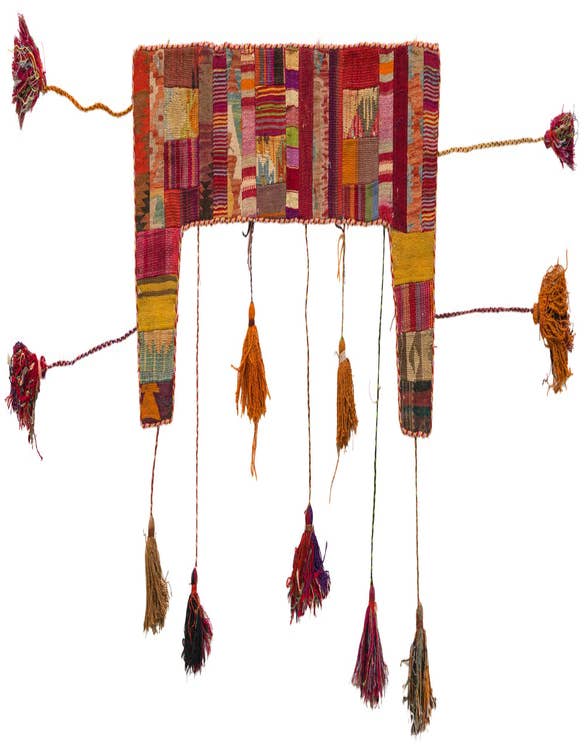 Detail image of 1' 8 x 4' 5 Hand Woven Wall Art Wool Rug
