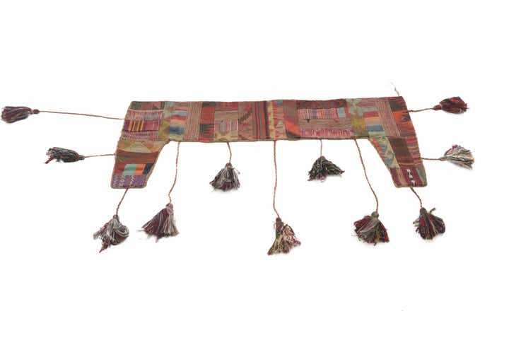 1' 9 x 4' 3 Hand Woven Wall Art Wool Rug