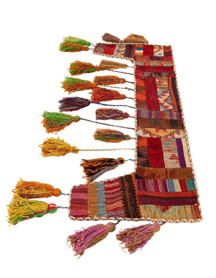 Detail image of 1' 8 x 4' 5  Hand Woven Wall Art Wool Rug