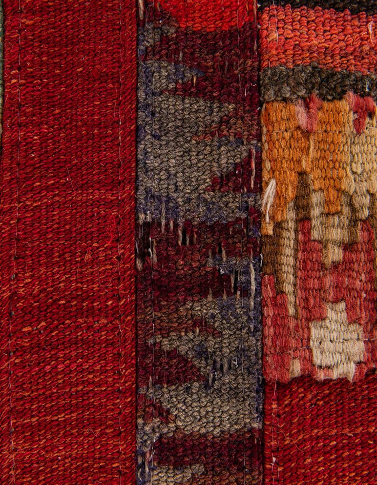 Detail image of 1' 8 x 4' 5  Hand Woven Wall Art Wool Rug