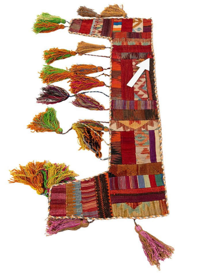 Detail image of 1' 8 x 4' 5  Hand Woven Wall Art Wool Rug