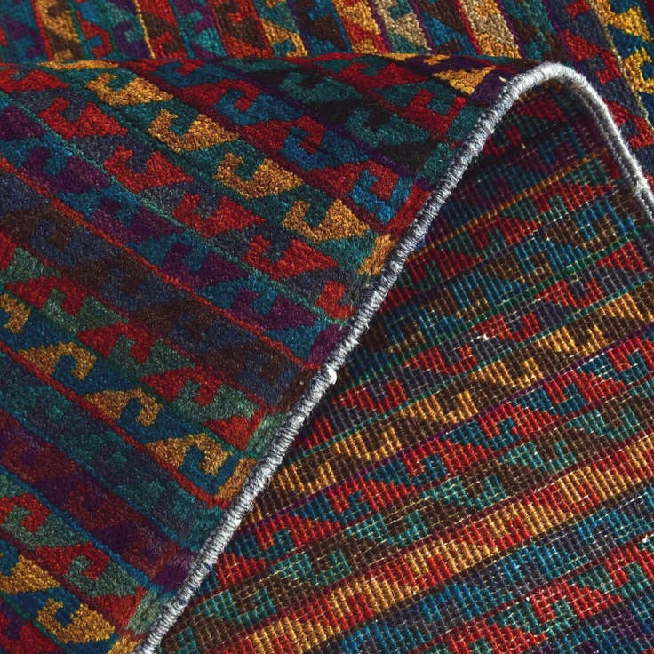 Detail image of 2' 10 x 5' 3 Hand Knotted Ziegler Modern Rug
