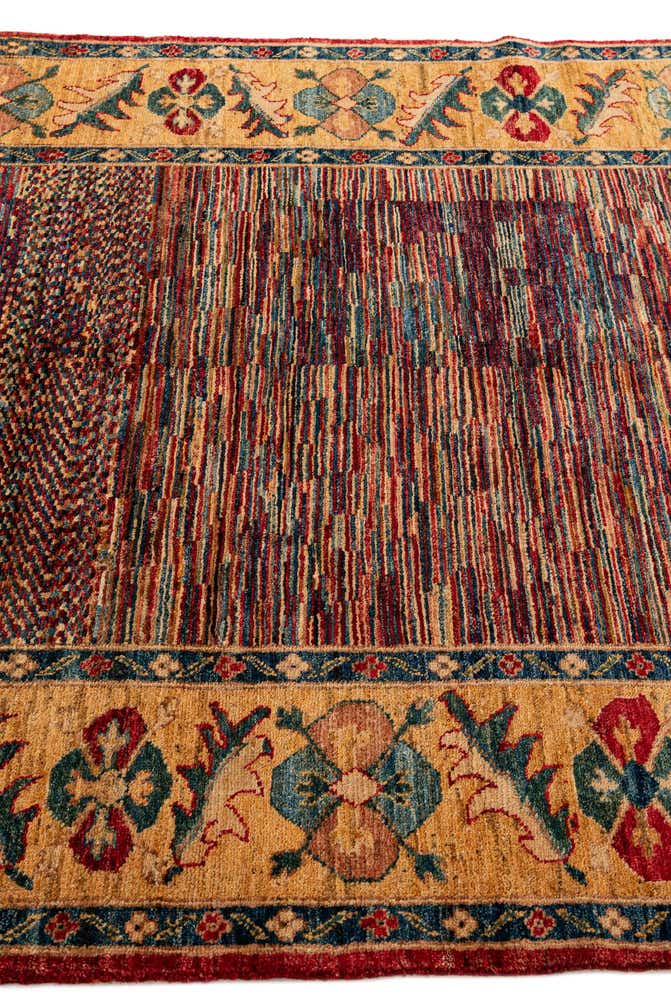 4' 11 x 6' 1 Hand Knotted Ziegler Wool Rug