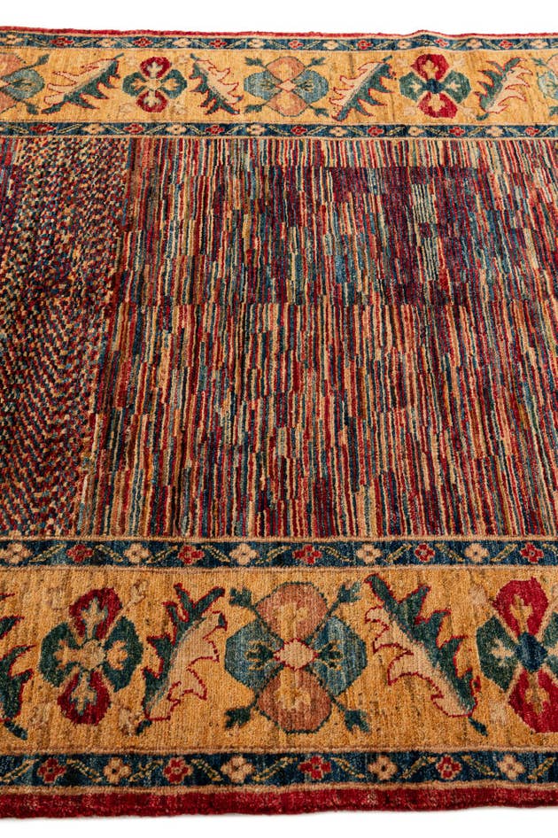 Detail image of 4' 11 x 6' 1 Hand Knotted Ziegler Wool Rug