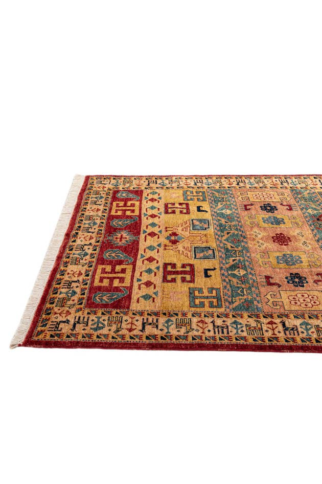 Detail image of 5' 1 x 6' 10 Hand Knotted Ziegler Wool Rug