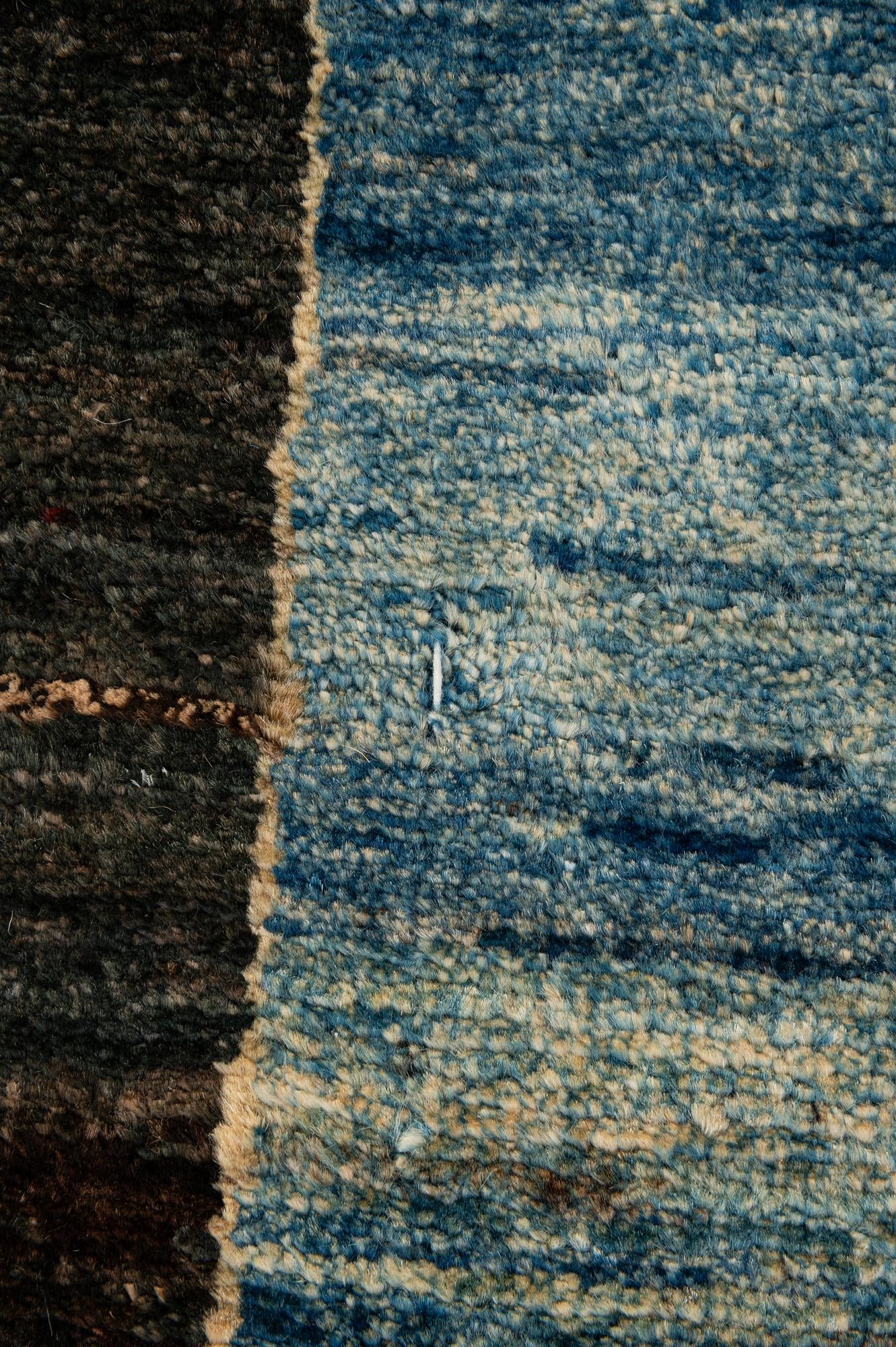 4' 11 x 6' 6 Hand Knotted Ziegler Wool Rug