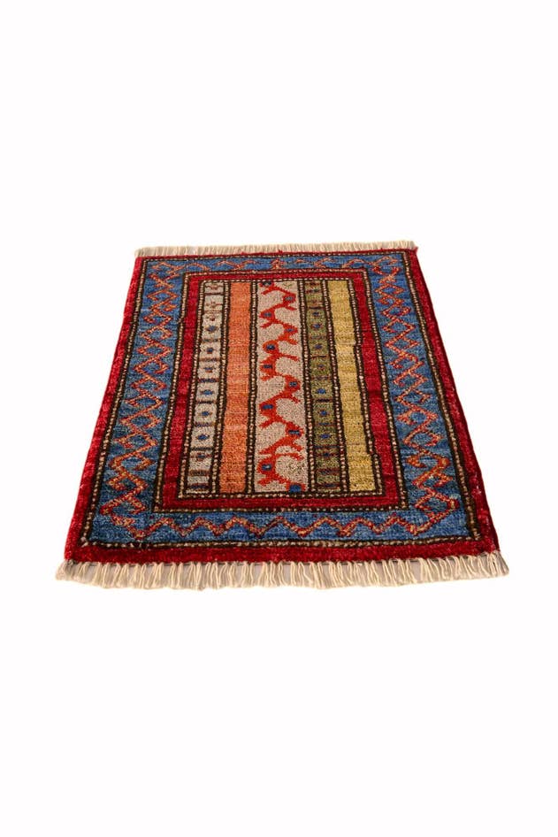 Detail image of 1' 6 x 1' 11 Hand Knotted Ziegler Rug
