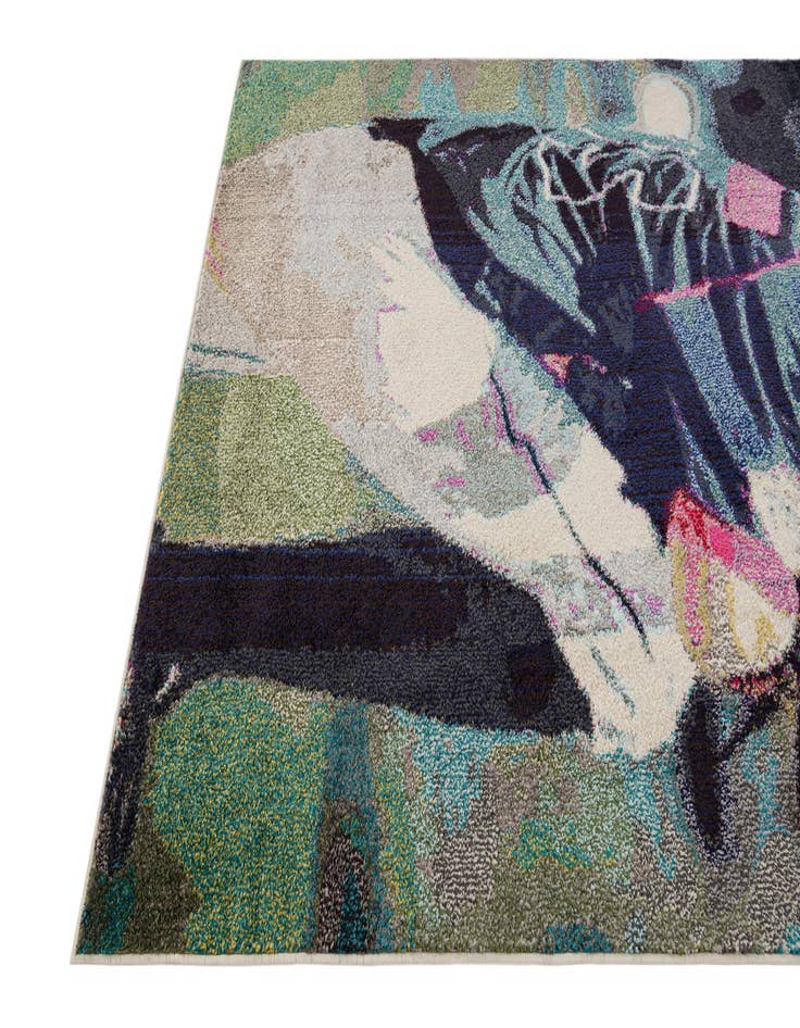 Detail image of 5' x 8' Zoey Rug