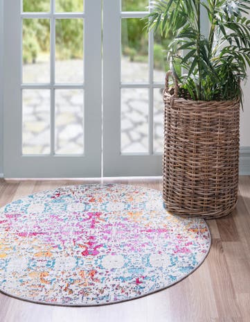 5' 3 x 5' 3 Amulet Round Rug