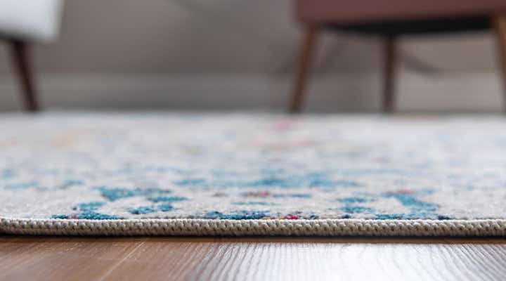 5' 3 x 5' 3 Amulet Round Rug
