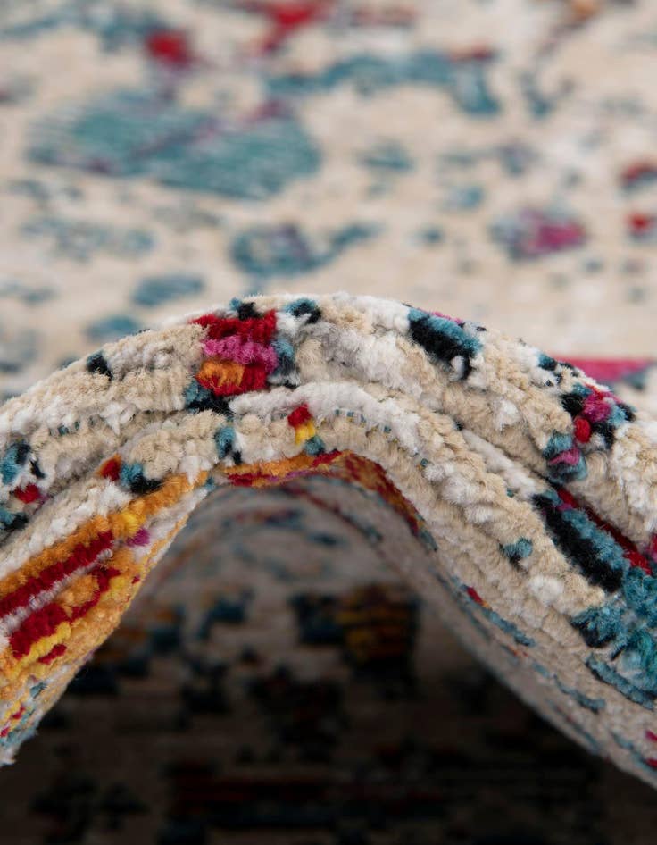 Detail image of 5' 3 x 5' 3 Amulet Round Rug
