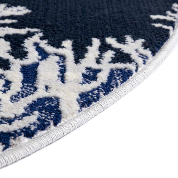 Detail image of 7' x 7' Ariel Round Rug