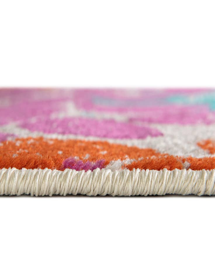 Detail image of 5' 3 x 5' 3 Azalea Round Rug